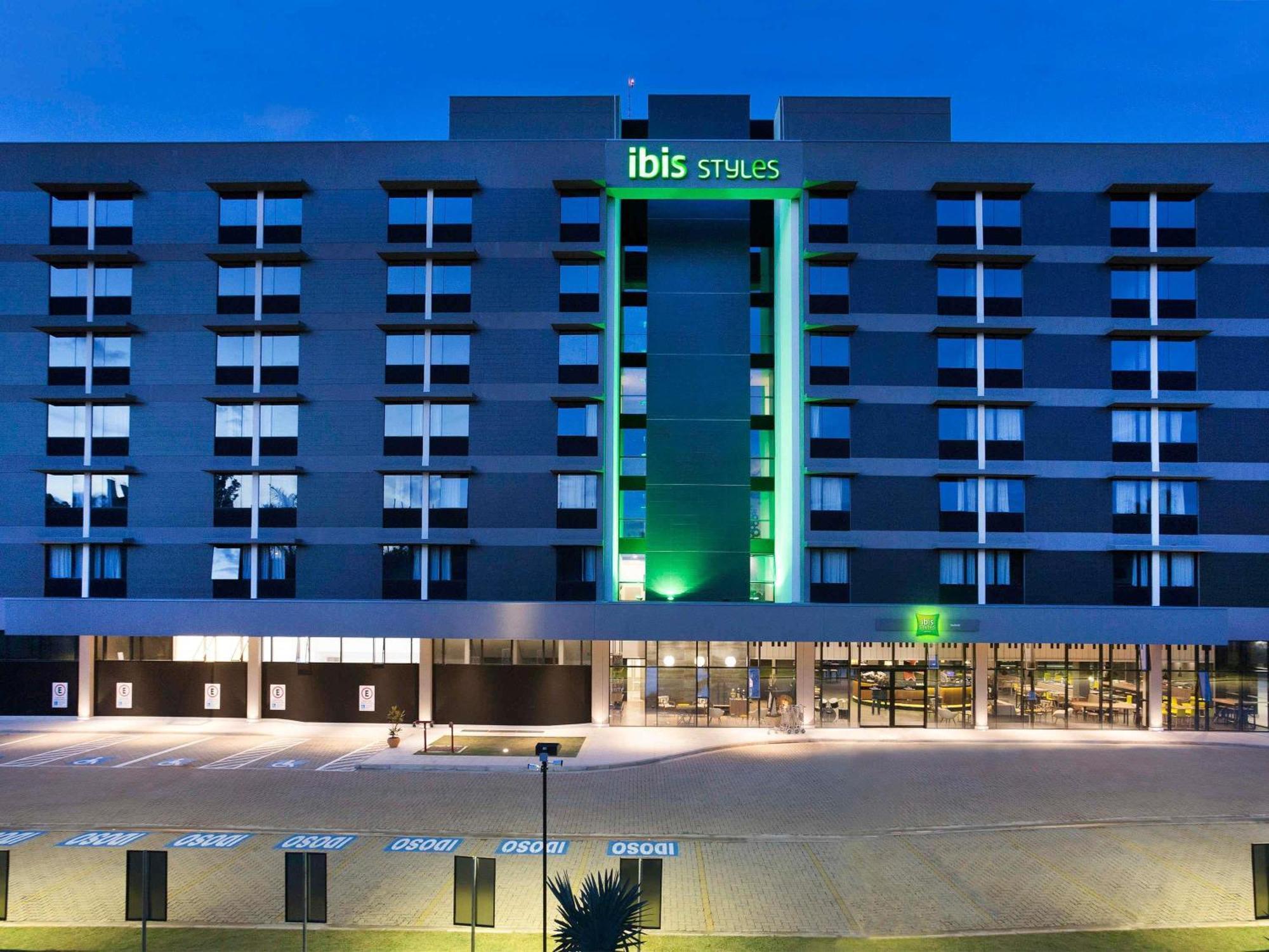 酒店 Ibis Styles Taubaté